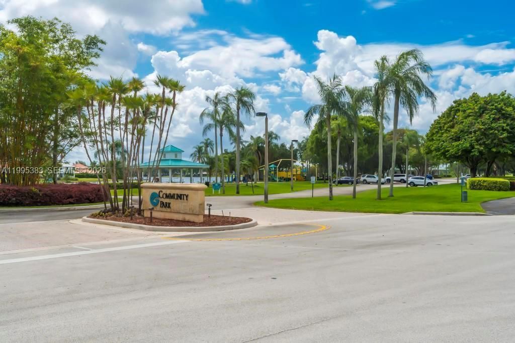 17921 NW 10th St, Pembroke Pines, FL 33029 Photo