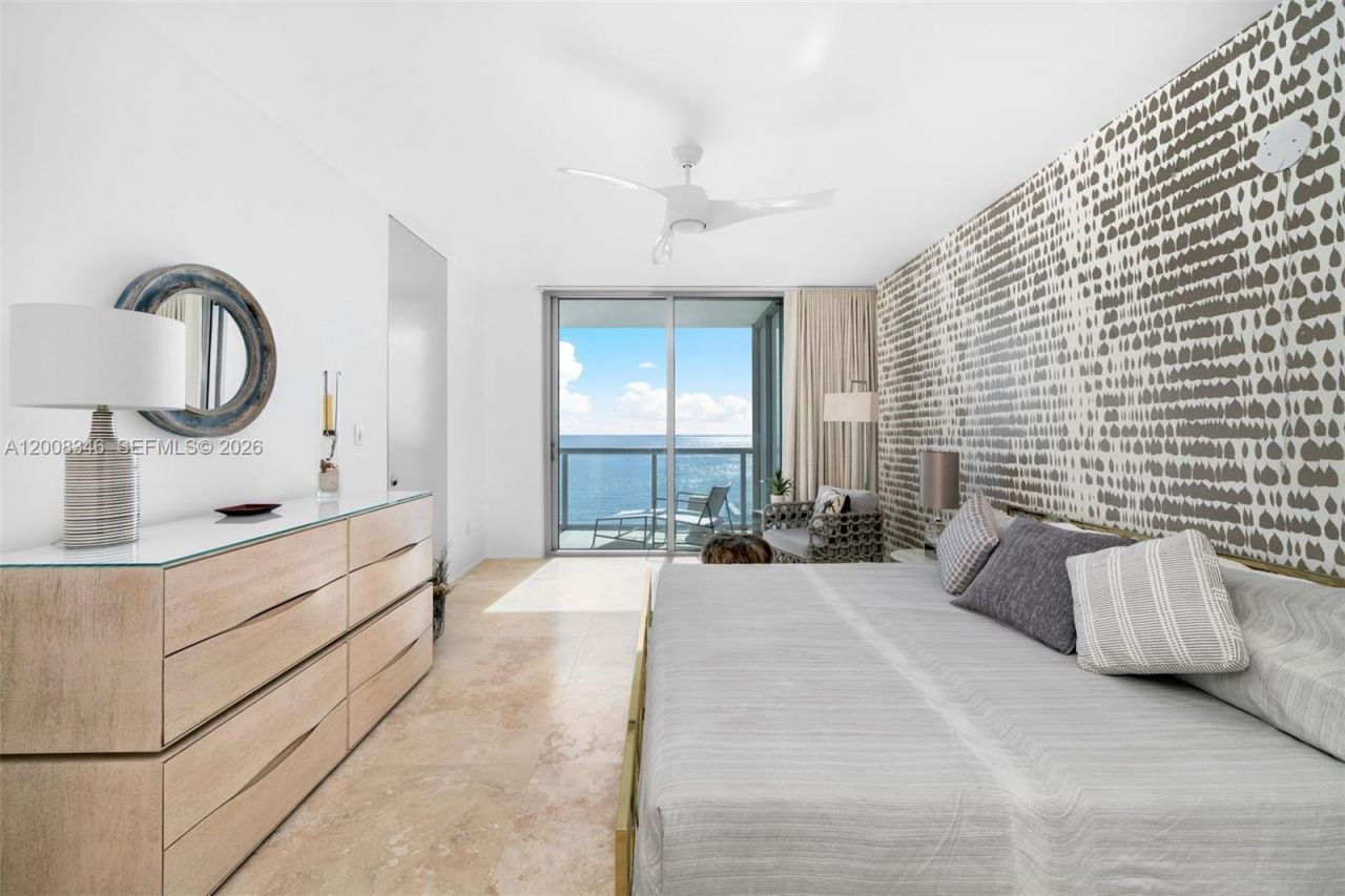 6799 Collins Ave , Unit 902, Miami Beach, FL 33141 Photo