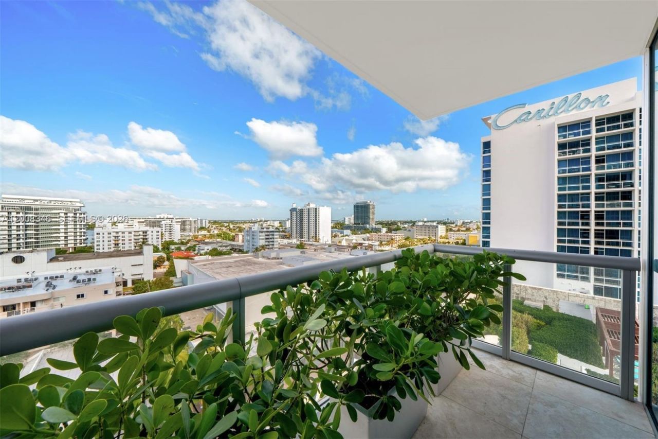 6799 Collins Ave , Unit 902, Miami Beach, FL 33141 Photo