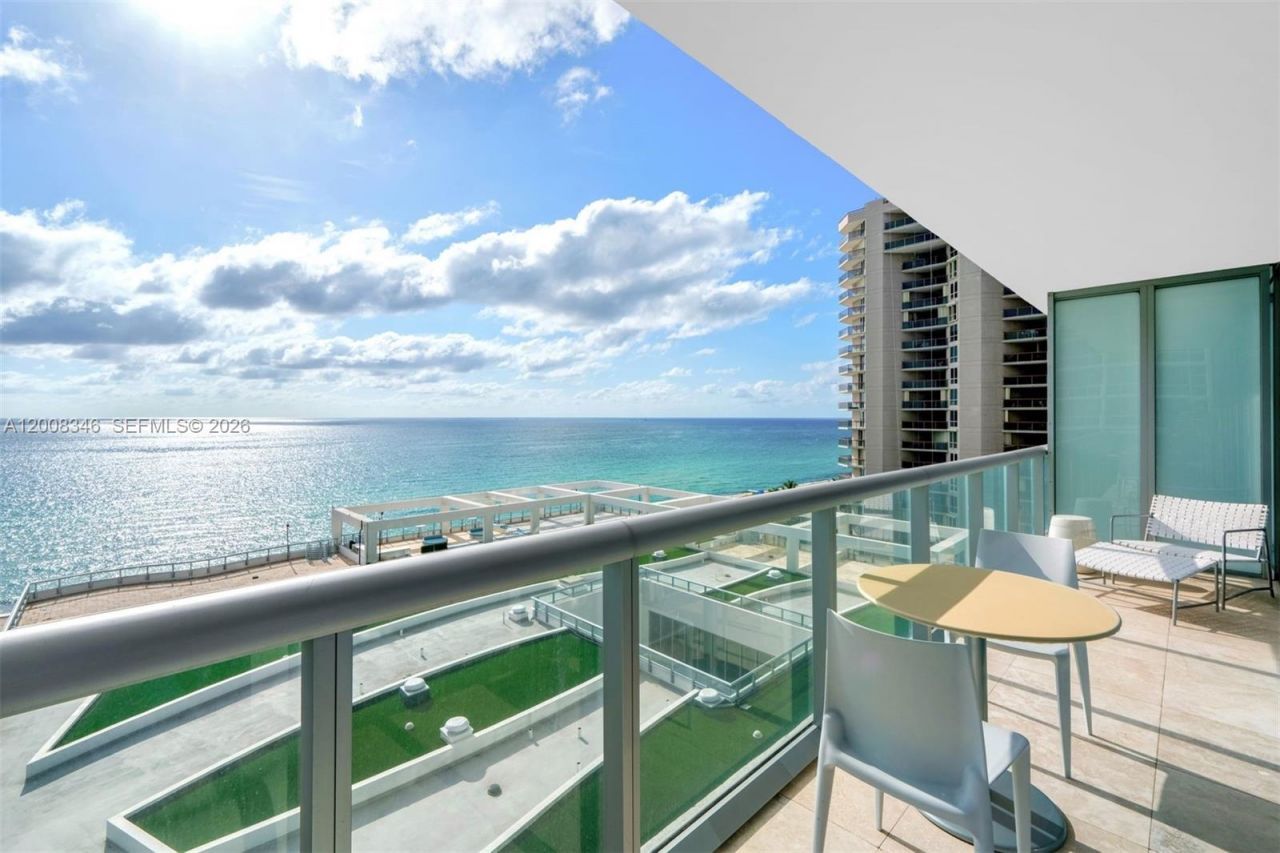 6799 Collins Ave , Unit 902, Miami Beach, FL 33141 Photo