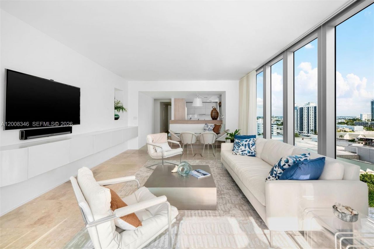 6799 Collins Ave , Unit 902, Miami Beach, FL 33141 Photo