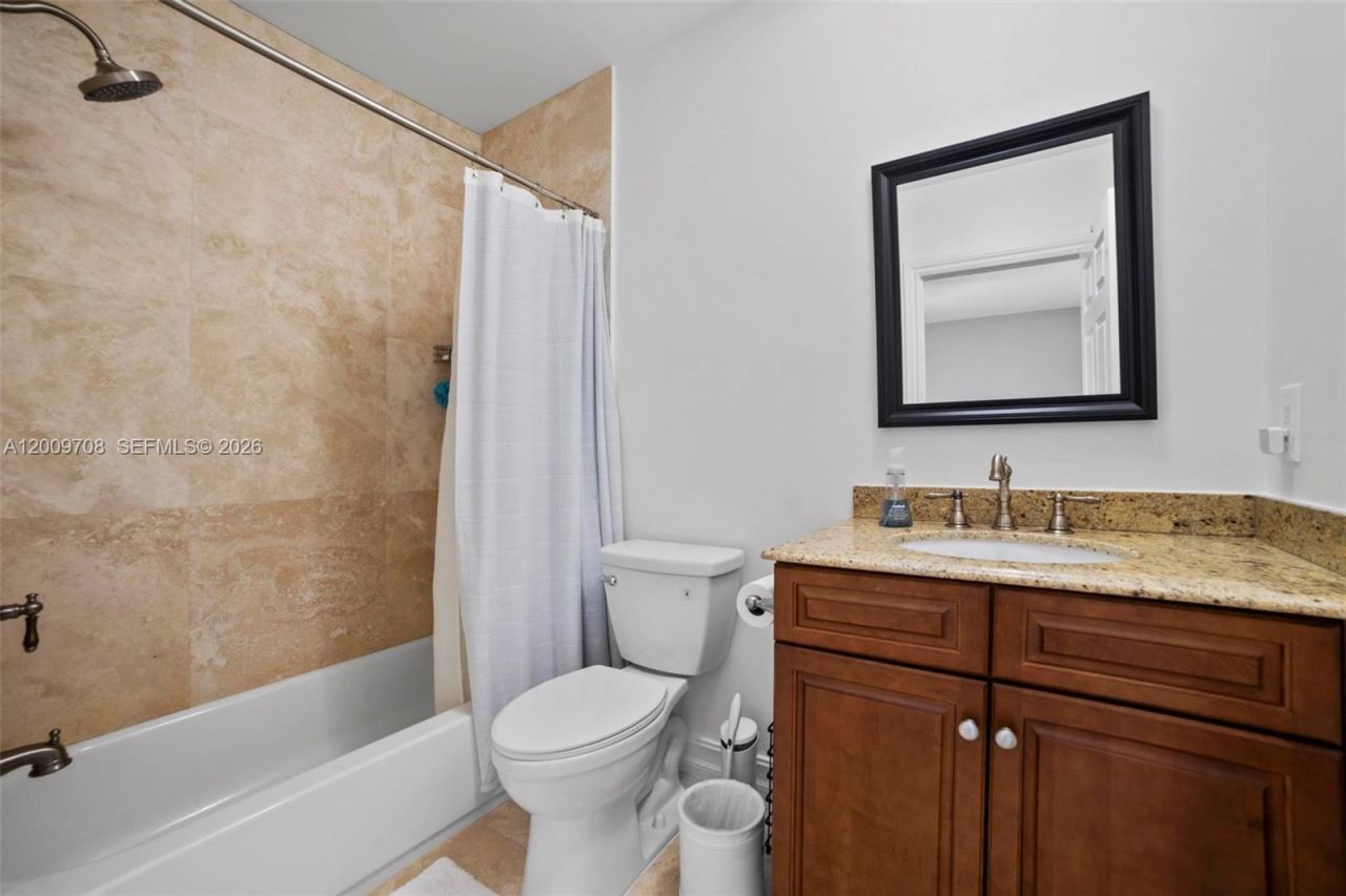 542 NE 17th Ave , Fort Lauderdale, FL 33301 Photo