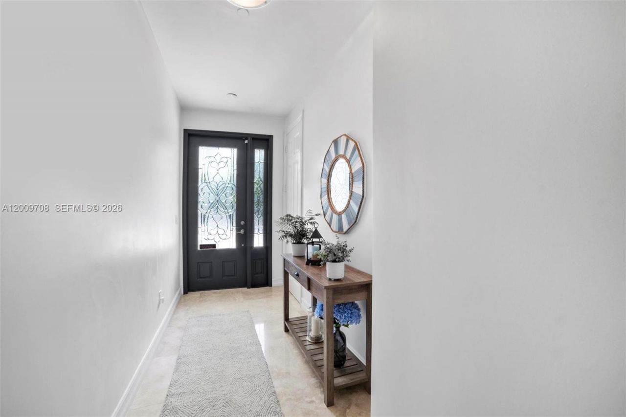542 NE 17th Ave , Fort Lauderdale, FL 33301 Photo