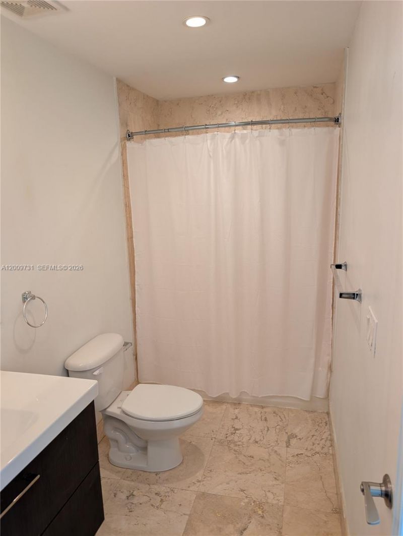 934 Michigan Ave , Unit 309, Miami Beach, FL 33139 Photo