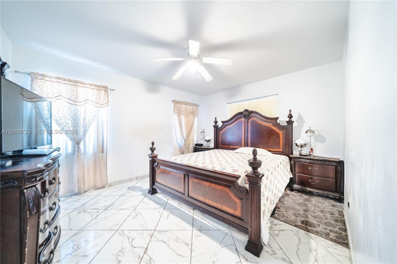 235 NW 59th St , Miami, FL 33127 Photo