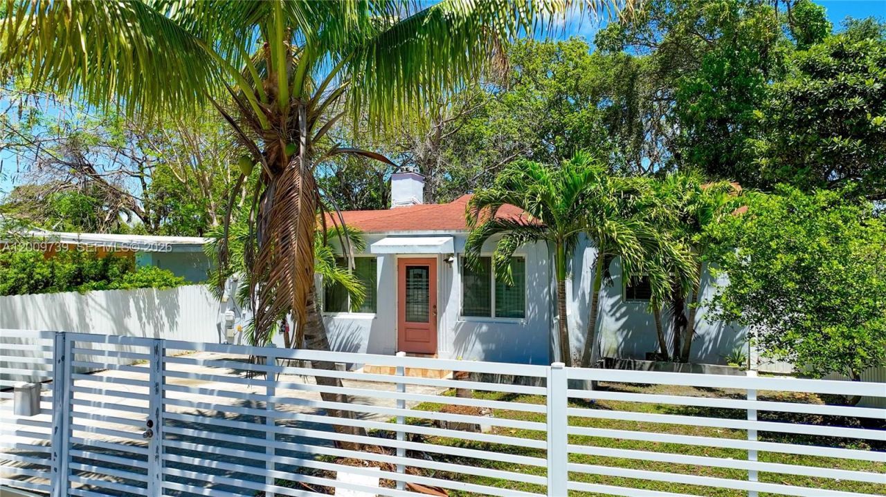 235 NW 59th St , Miami, FL 33127 Photo