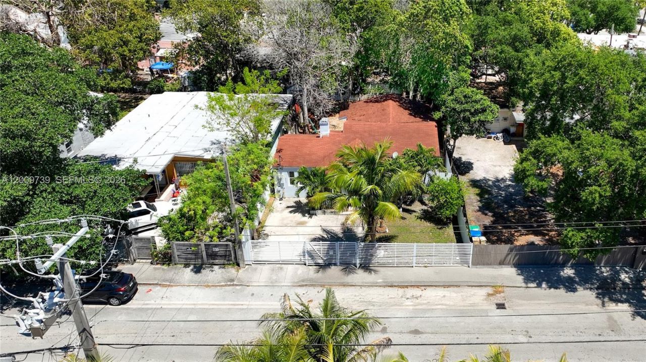 235 NW 59th St , Miami, FL 33127 Photo