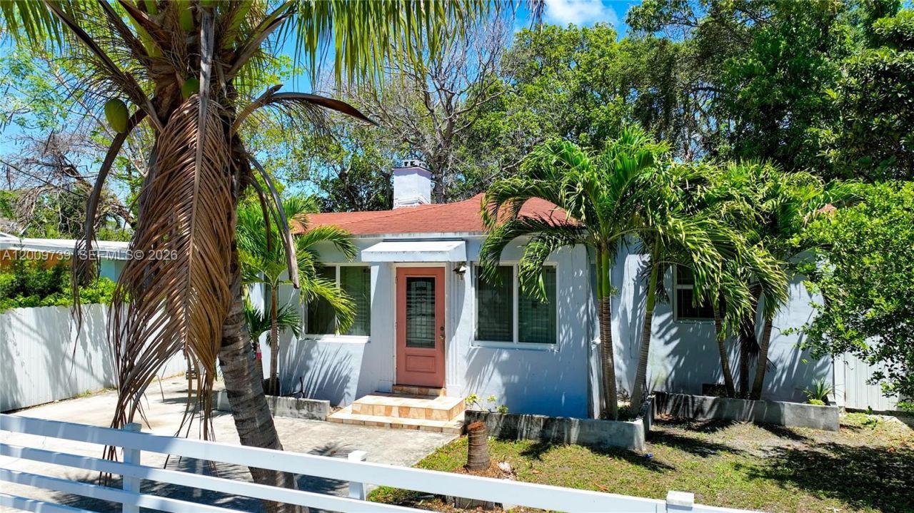 235 NW 59th St , Miami, FL 33127 Photo
