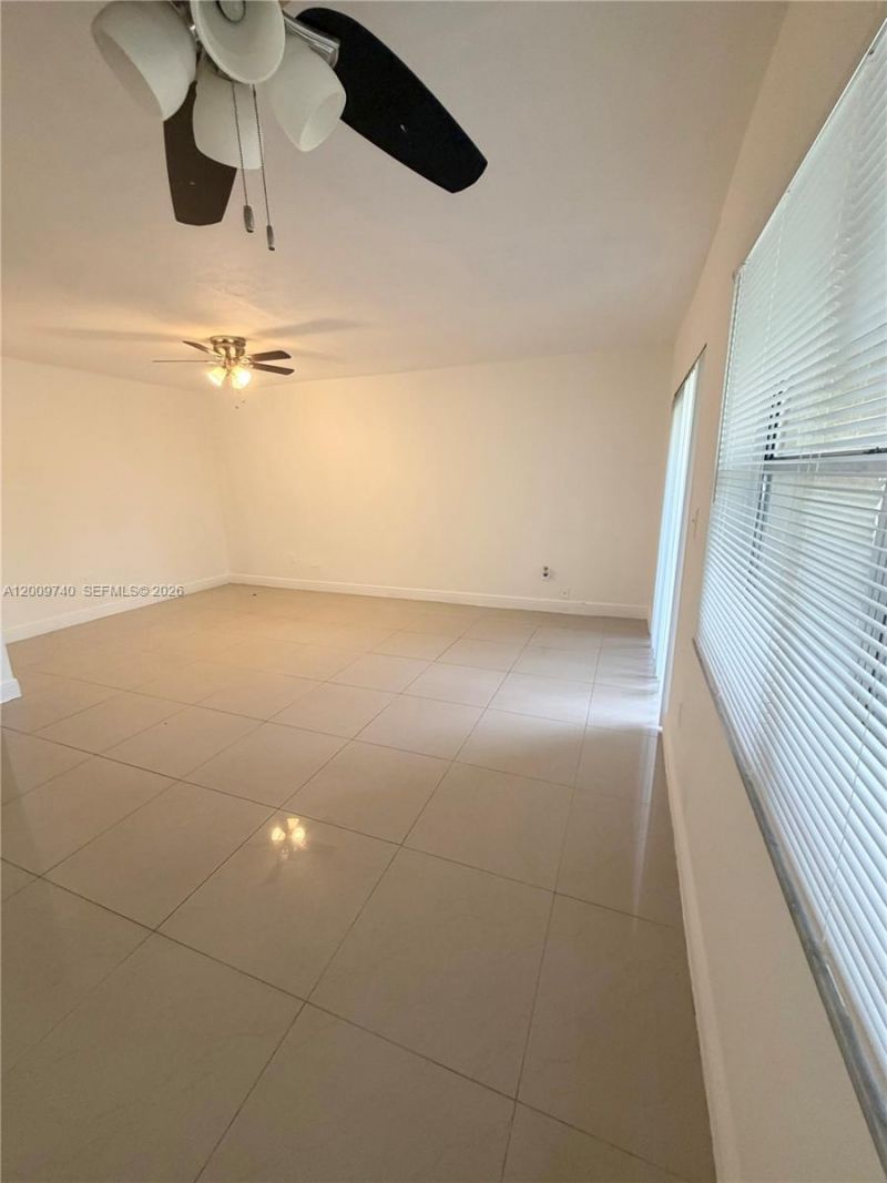 10762 La Placida Dr, Unit 7-308, Coral Springs, FL 33065 Photo