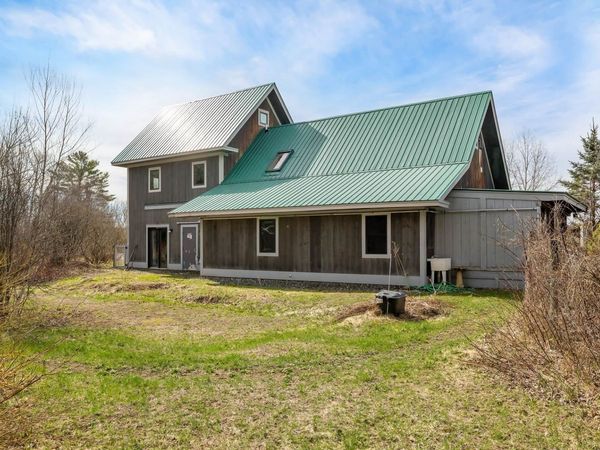 2013 Battle Row Road, Hyde Park, VT 05655