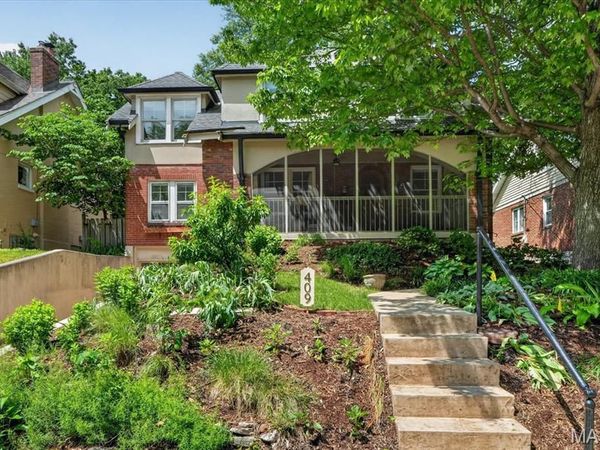 409 Summit Avenue , Webster Groves, MO 63119