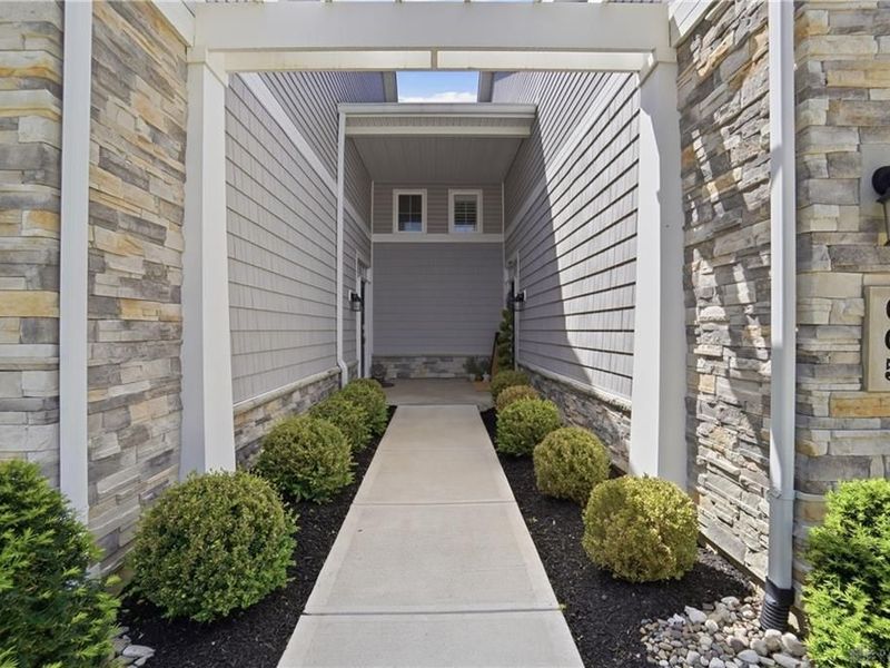 605 Cape Cod Court, Beavercreek, OH 45430 Photo 5