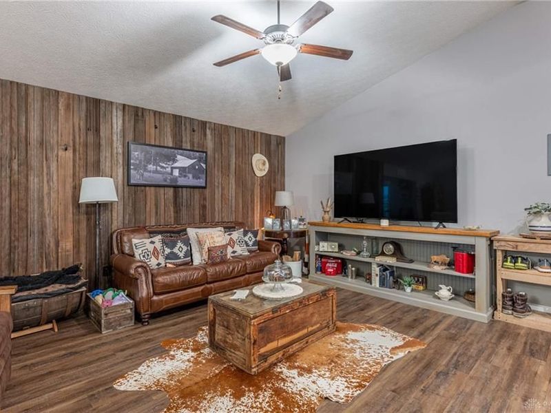 9434 Bean Road, Mechanicsburg, OH 43044 Photo 11