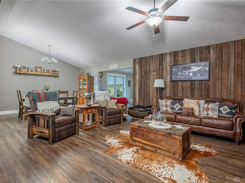 9434 Bean Road, Mechanicsburg, OH 43044 Photo 6