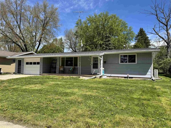 621 West Street, Beaver Dam, WI 53916