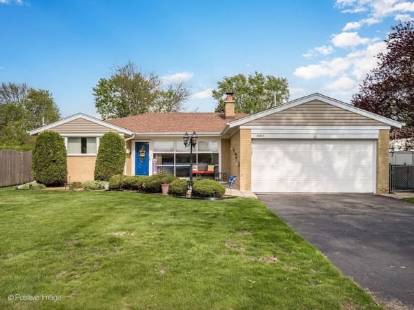 10917 S Keeler Avenue , Oak Lawn, IL 60453