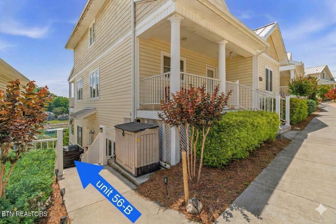 179 N Deer Village Lane, Lafollette, TN 37766 Main Photo