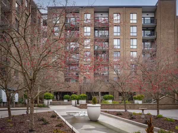 200 Manufacturers Road, Chattanooga, TN 37405