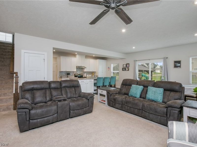 2735 Forestview Street NE, Canton, OH 44721 Photo 23