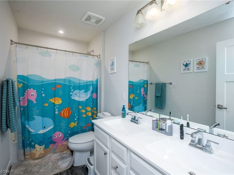 2735 Forestview Street NE, Canton, OH 44721 Photo 36