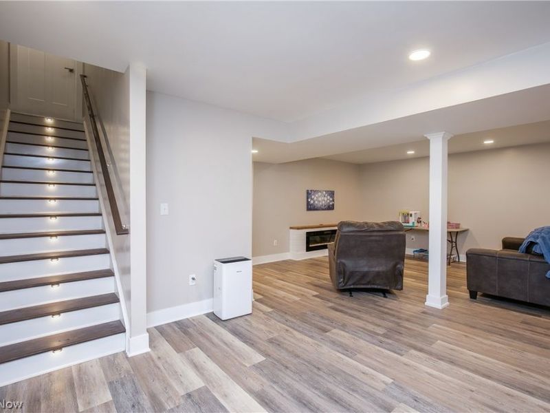 2735 Forestview Street NE, Canton, OH 44721 Photo 38