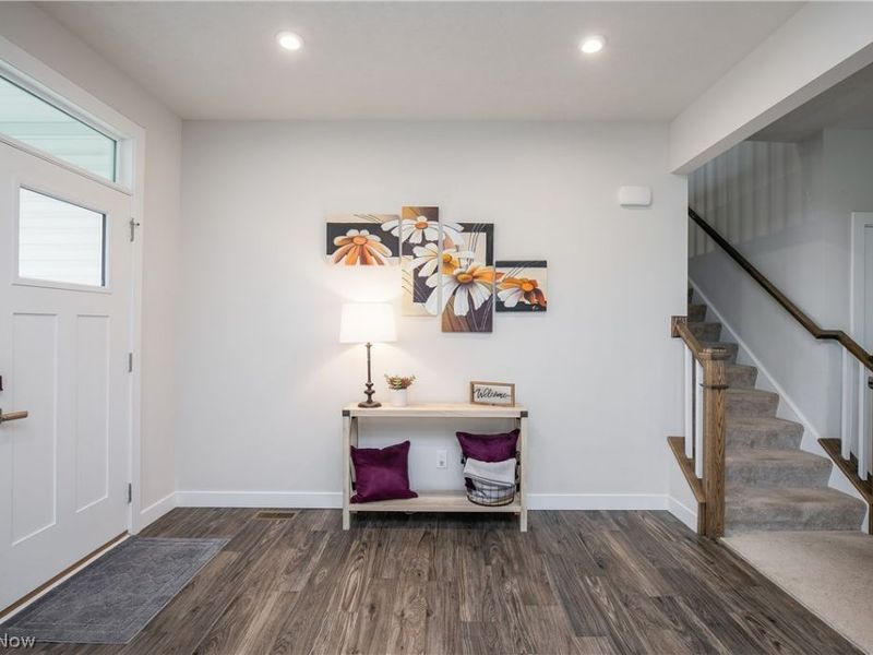 2735 Forestview Street NE, Canton, OH 44721 Photo 5