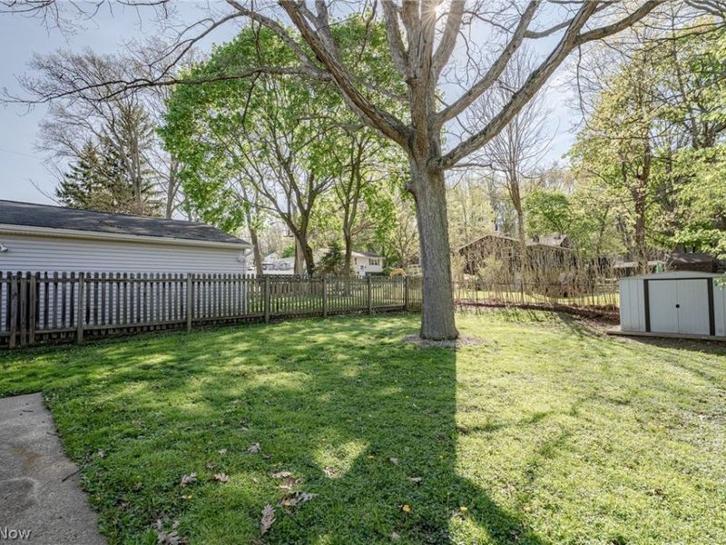 999 Morningview Avenue, Akron, OH 44305 Photo 19