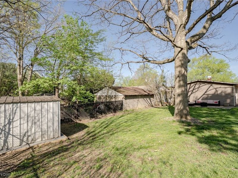 999 Morningview Avenue, Akron, OH 44305 Photo 20