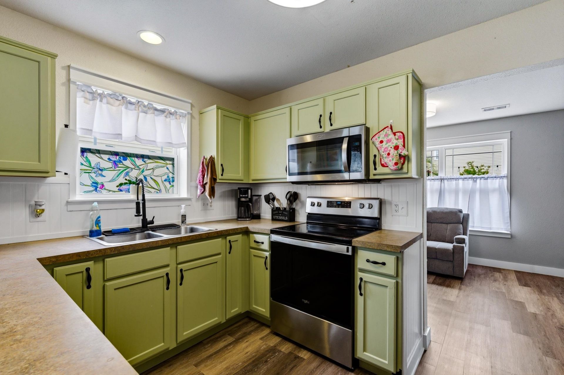 1251 Eagle Creek Dr. Photo 11
