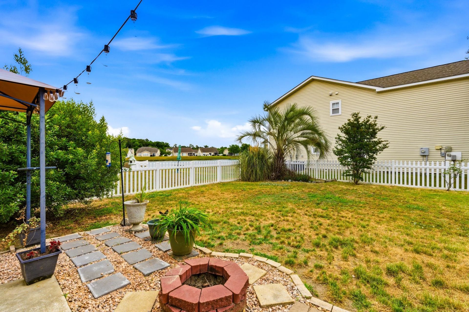 1251 Eagle Creek Dr. Photo 27