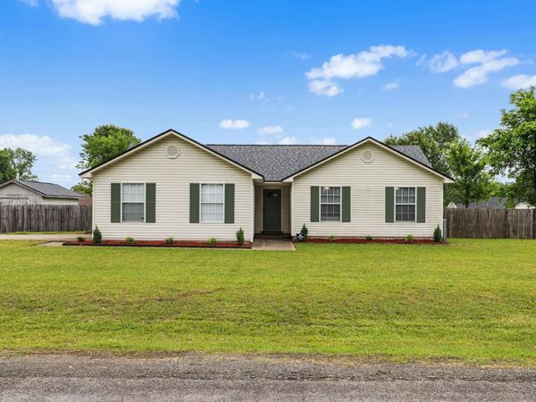 365 Crossroads Cove , Ward, AR 72176