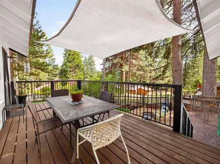 101 Peninsula Drive, Lake Almanor, CA 96137 Photo