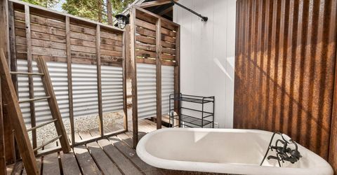 101 Peninsula Drive, Lake Almanor, CA 96137 Photo