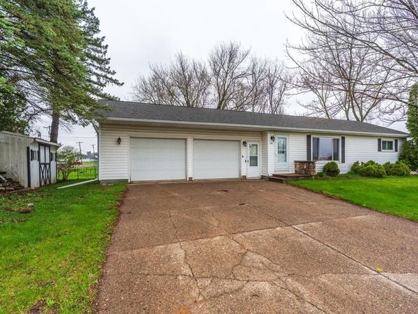 404 OAK STREET, Abbotsford, WI 54405