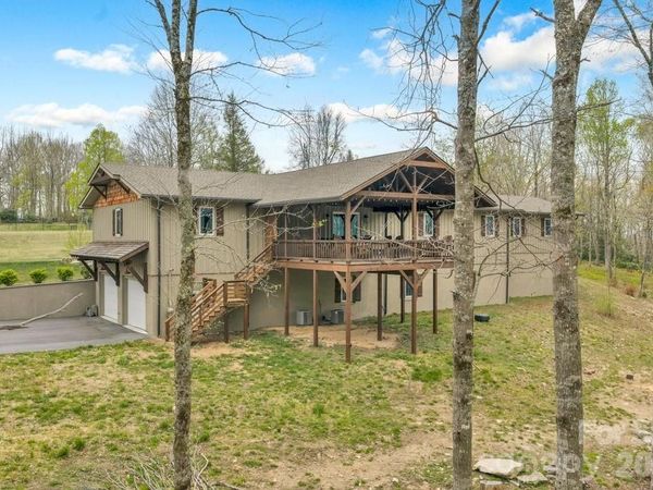 811 Linhigh Drive , Newland, NC 28657