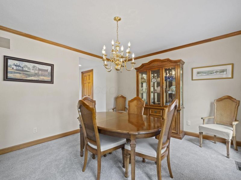 7557 Spring Mill Drive NW, Canal Winchester, OH 43110 Photo 11