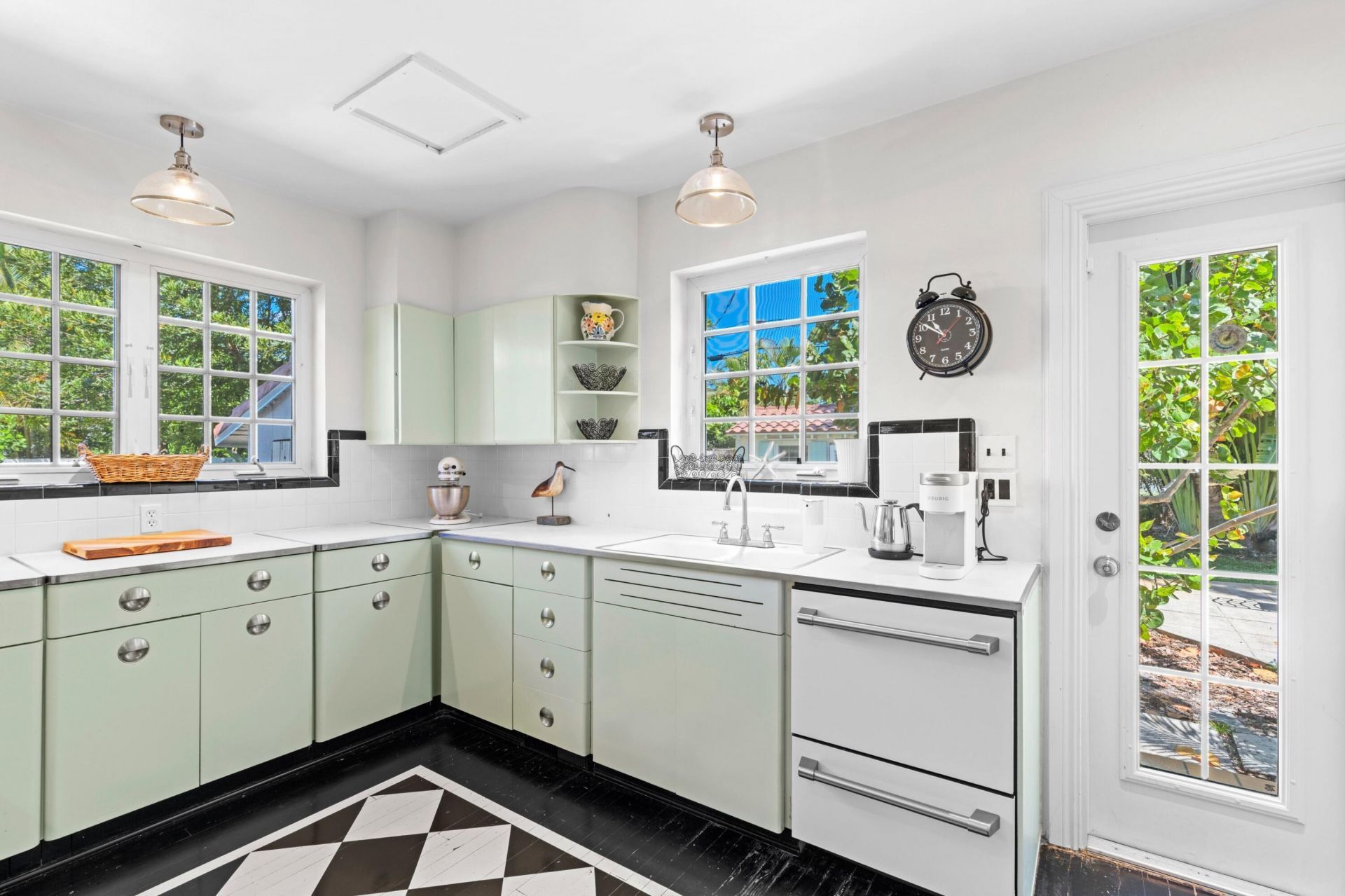 112 Yale Drive, Lake Worth Beach, FL 33460 Photo