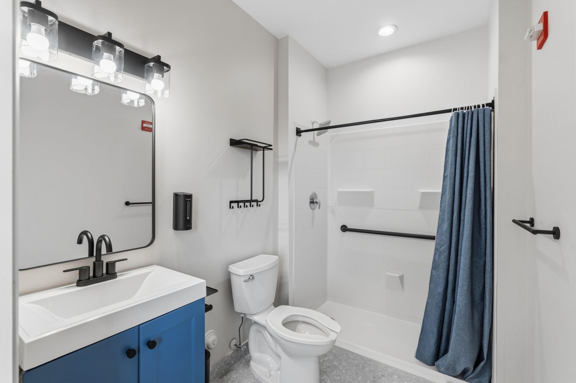 3330 N Federal Highway, Boynton Beach, FL 33435 Photo