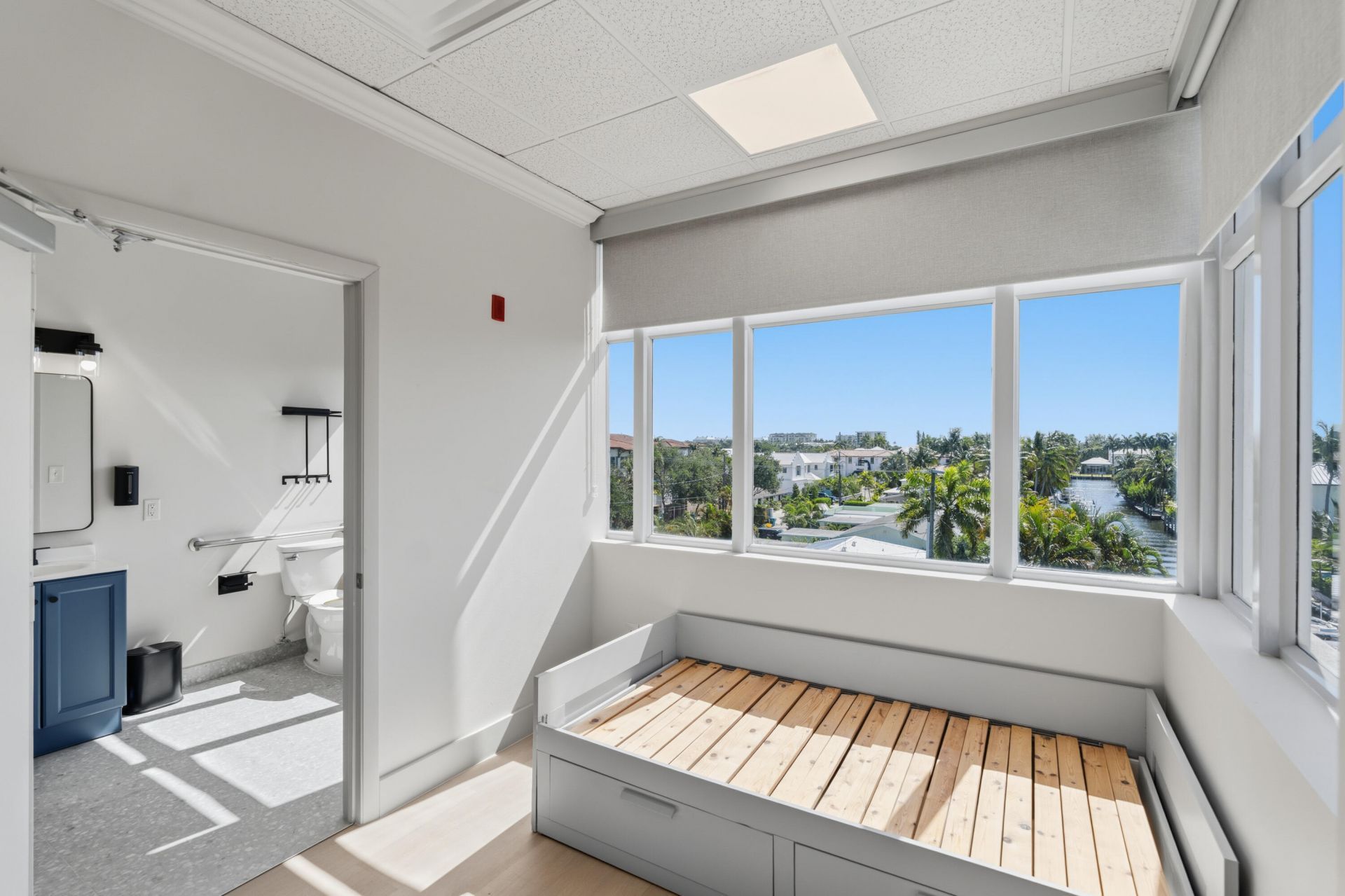 3330 N Federal Highway, Boynton Beach, FL 33435 Photo