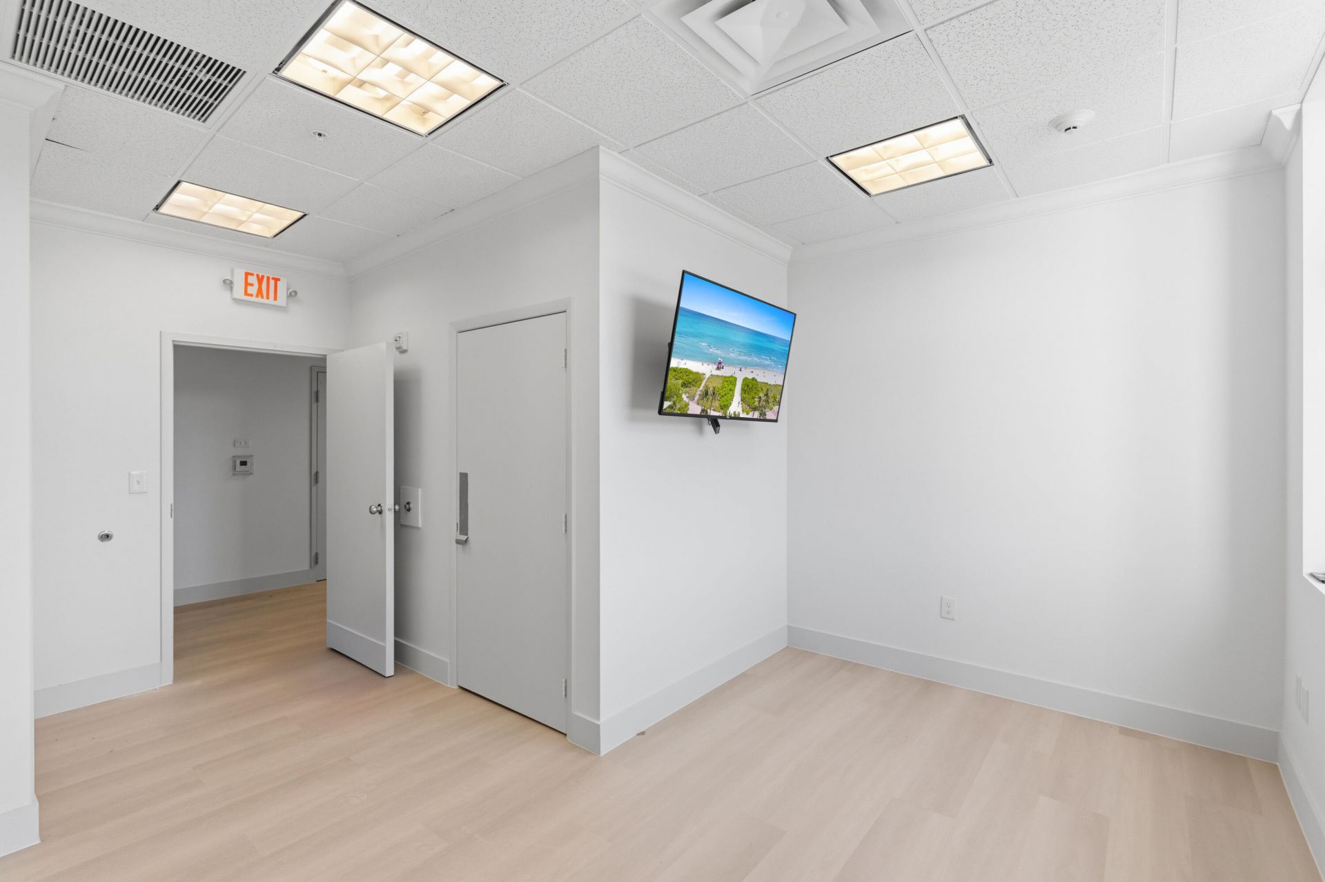 3330 N Federal Highway, Boynton Beach, FL 33435 Photo