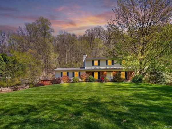 33 Farview Road , Hopewell Junction, NY 12533