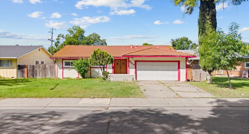 6329 Maywood Ln, Stockton, CA 95207 Photo