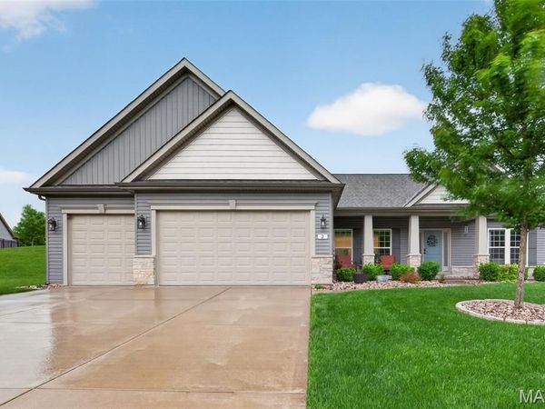 2 Kandahar Court , St Charles, MO 63303
