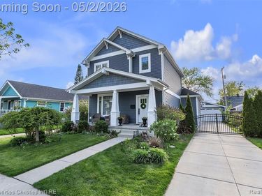 3281 Cumberland Road, Berkley, MI 48072