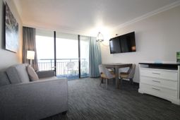 1105 S Ocean Blvd. photo 4
