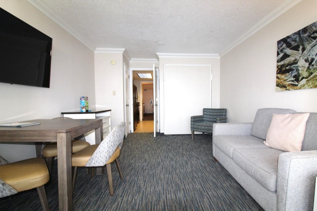 1105 S Ocean Blvd. Photo 8