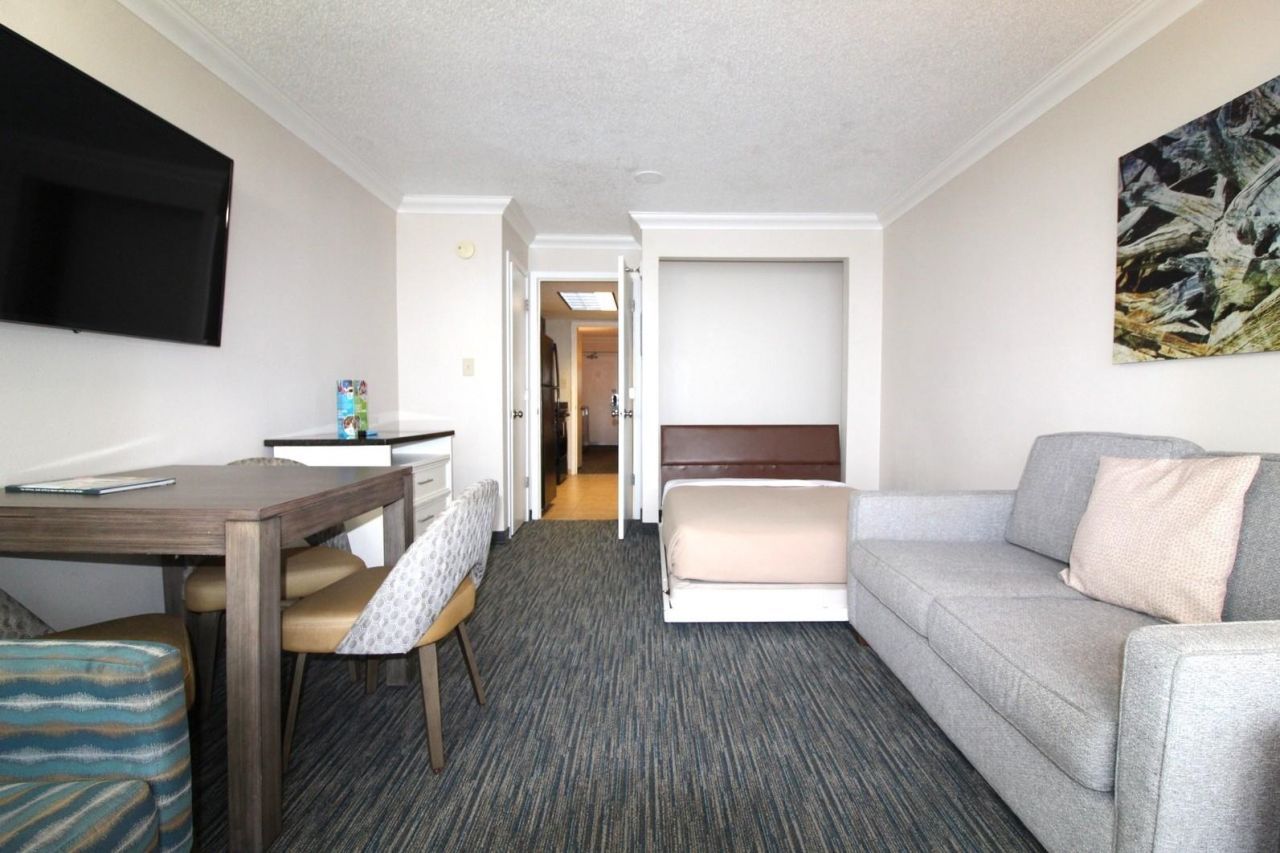 1105 S Ocean Blvd. Photo 9