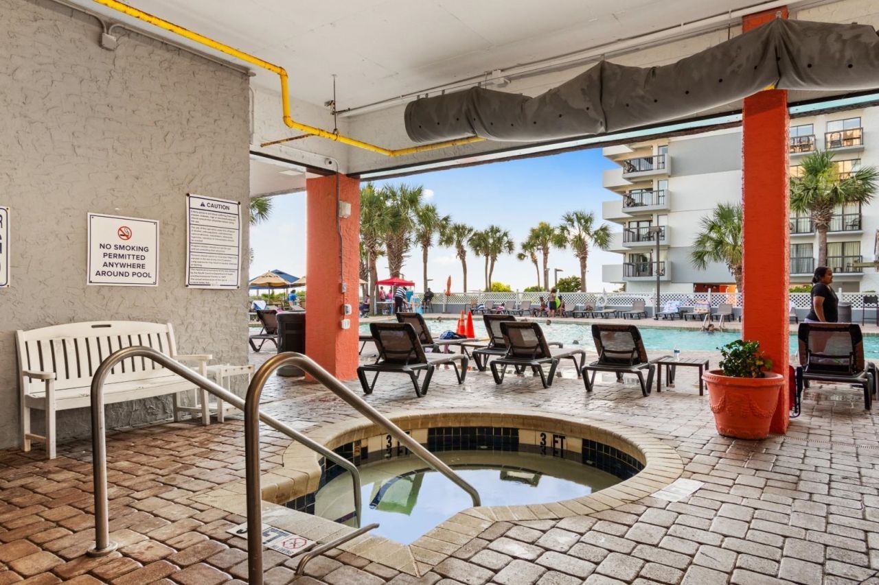 7200 N Ocean Blvd.  Photo 33