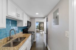 7200 N Ocean Blvd.  photo 4