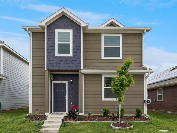 5725 Willamette Drive, Fort Worth, TX 76119